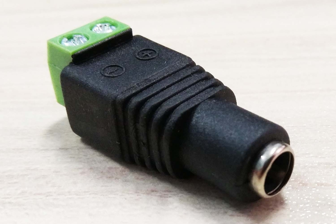 DC букса женска 5,5/2,1mm