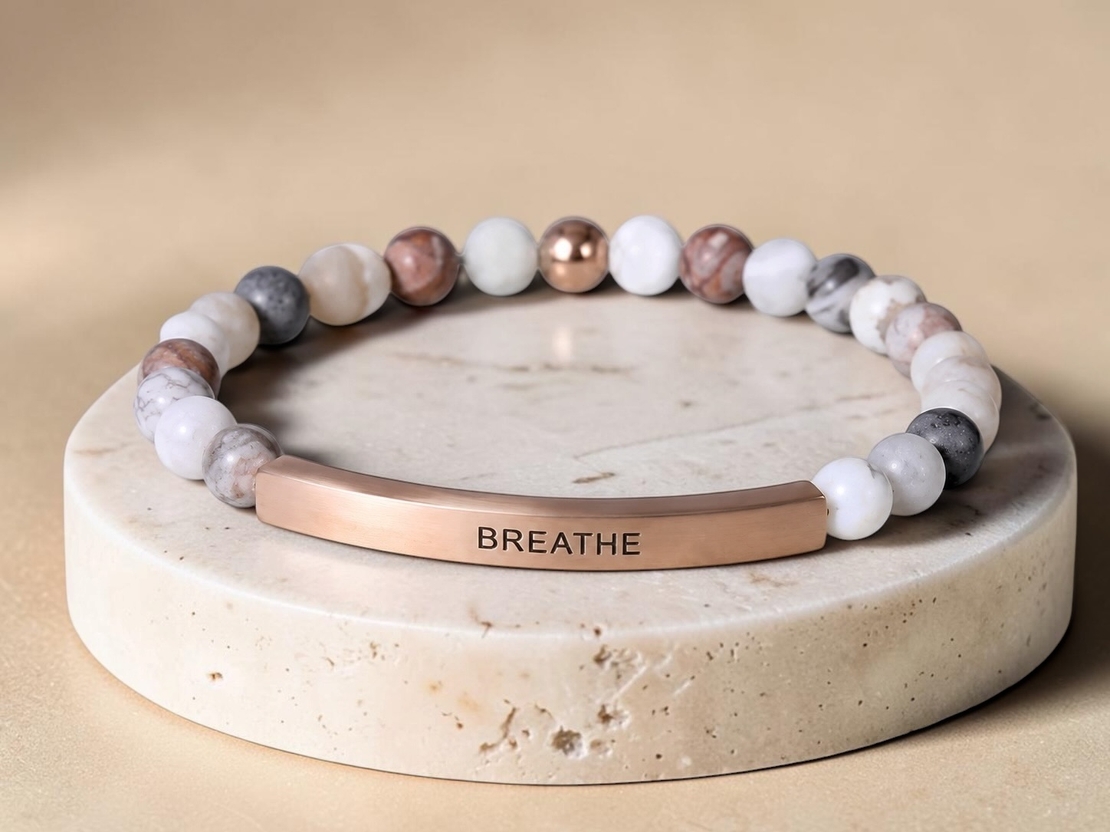 Гривна от Родонит „Breathe“