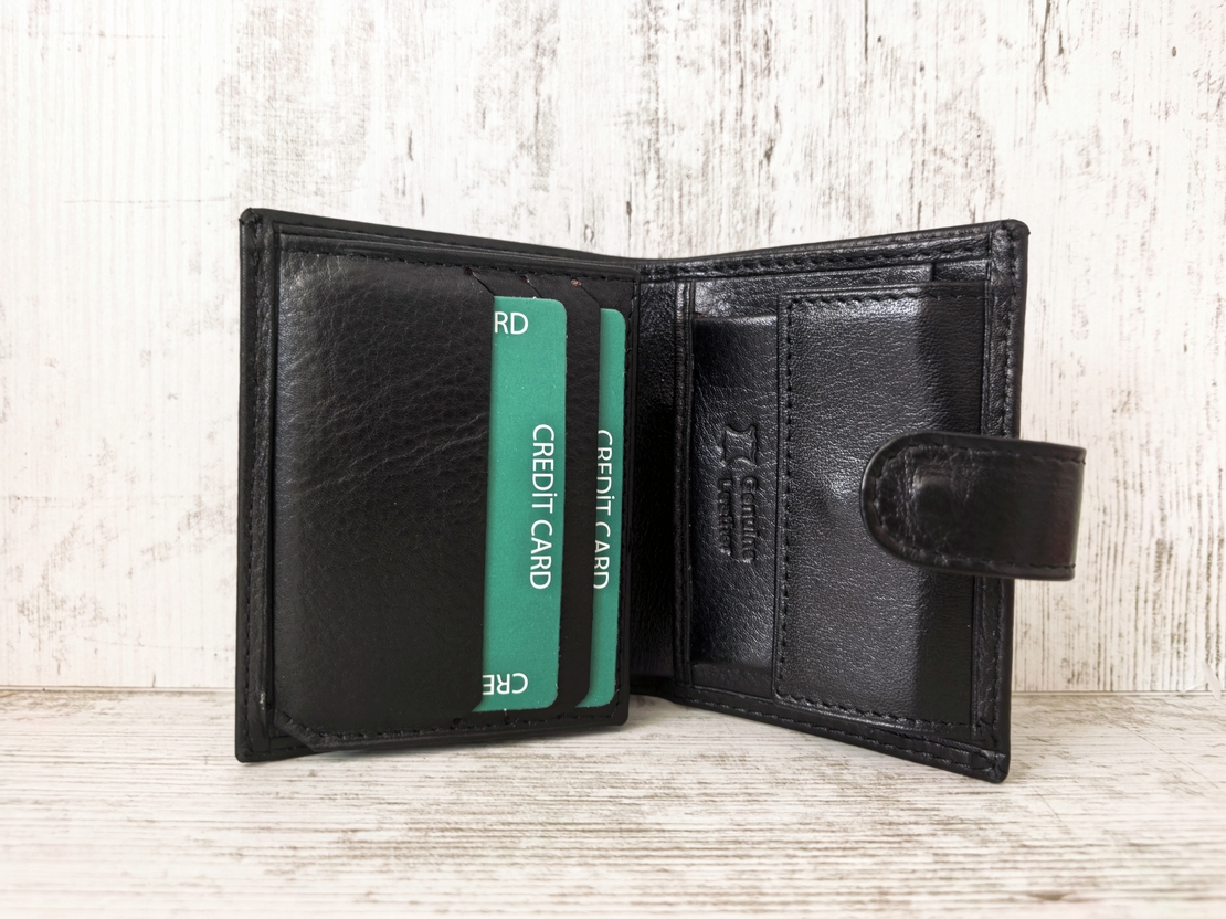 Портфейл 222