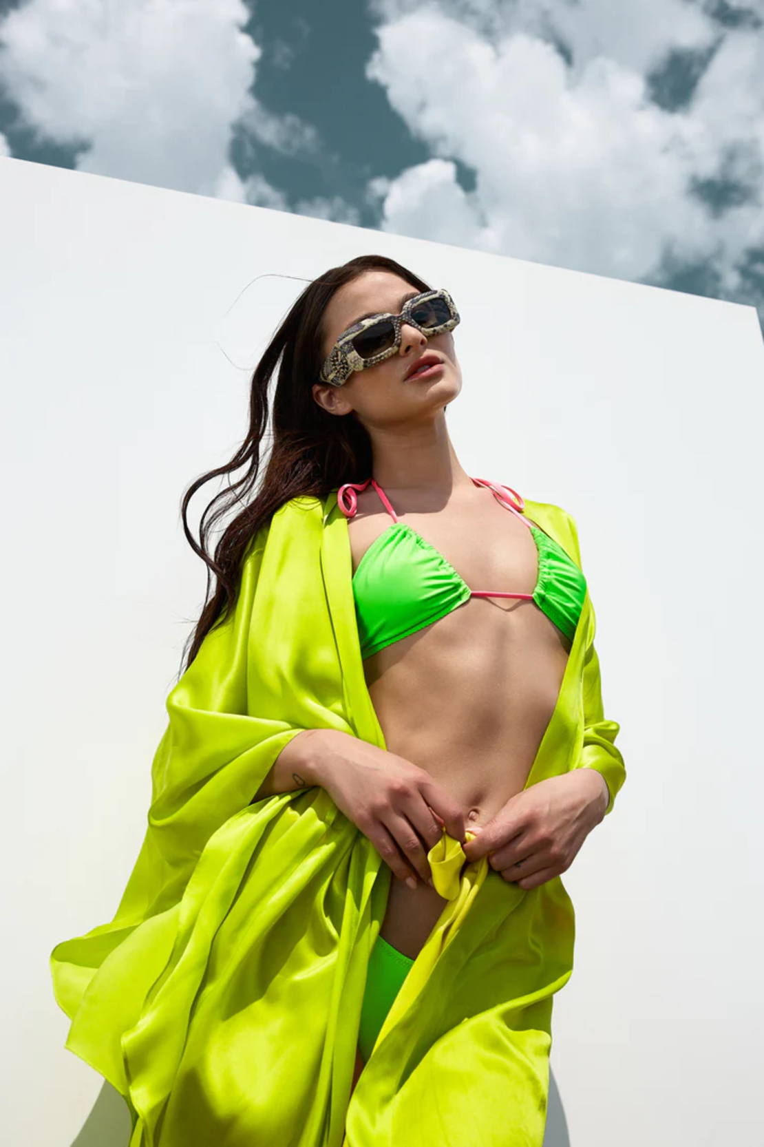 SQUEEZE THE LIME