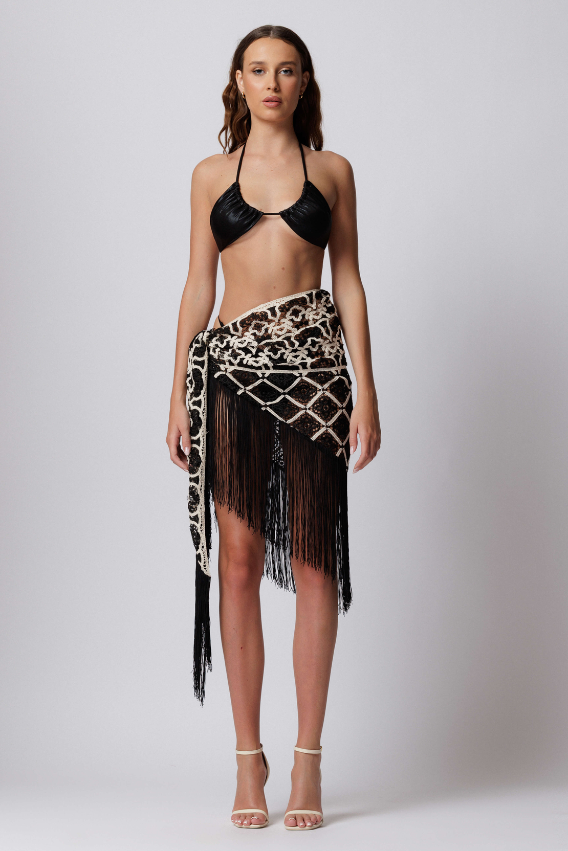 CROCHET FRINGE SCARF