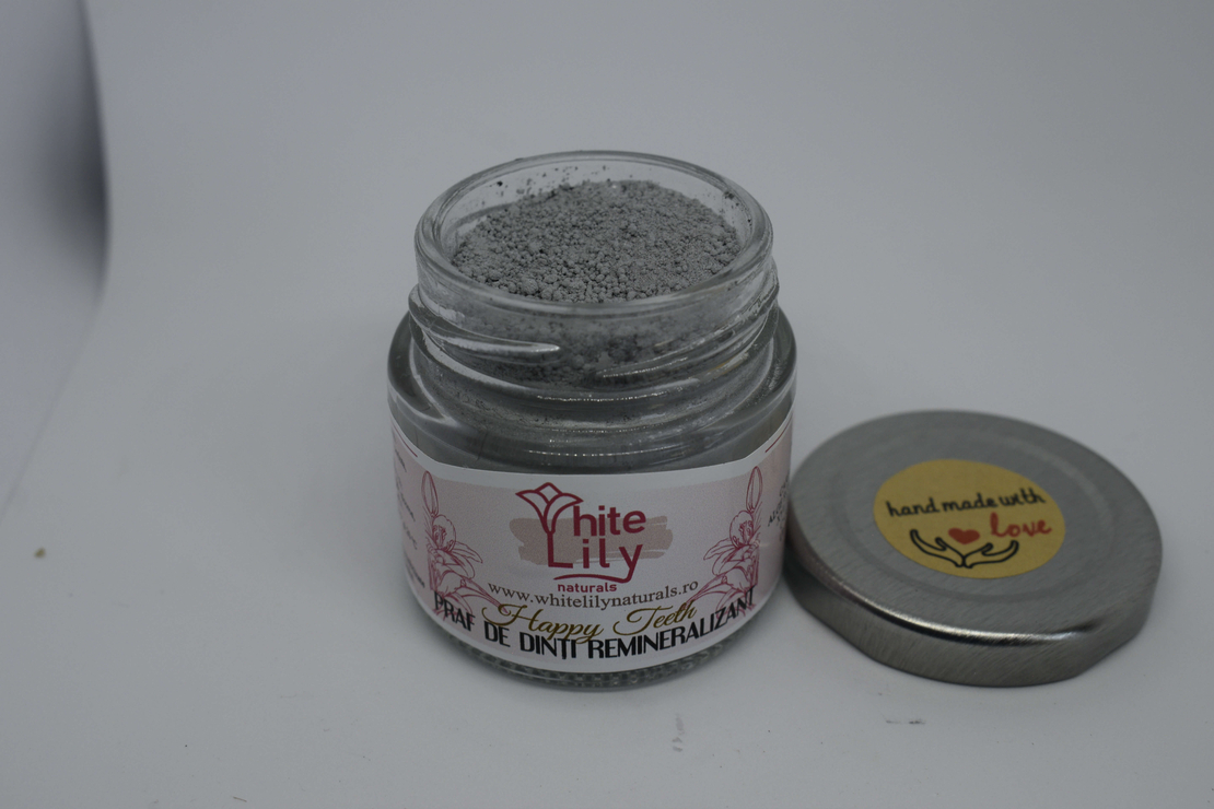 Remineralizing Tooth Powder 