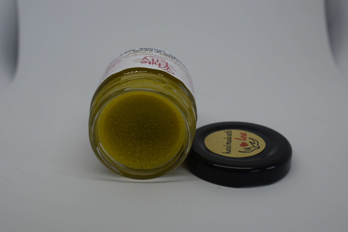 Cremă tip balsam cu gălbenele, sunătoare și arnică „Happy Healing”