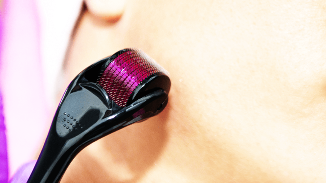 Aparat masaj facial Professional Neo™ Derma Roller Plus pentru regenerarea pielii si reducerea ridurilor si cicatricilor, 540 ace din titan