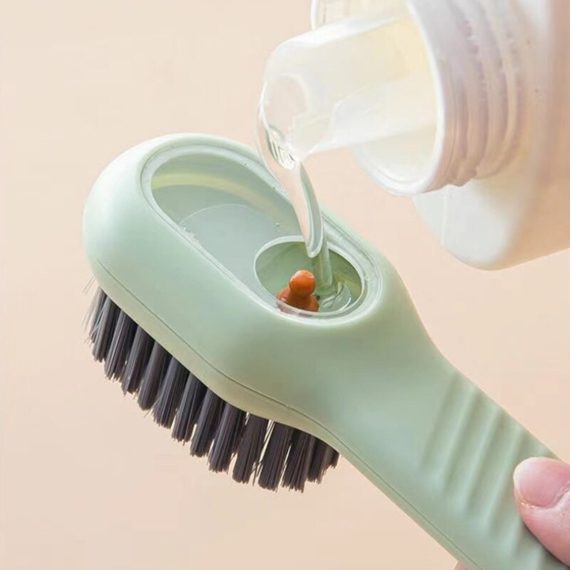Perie de Curatare Multifunctionala Neo™ Cleany® cu recipient si pulverizator de sapun, 17 cm lungime, verde