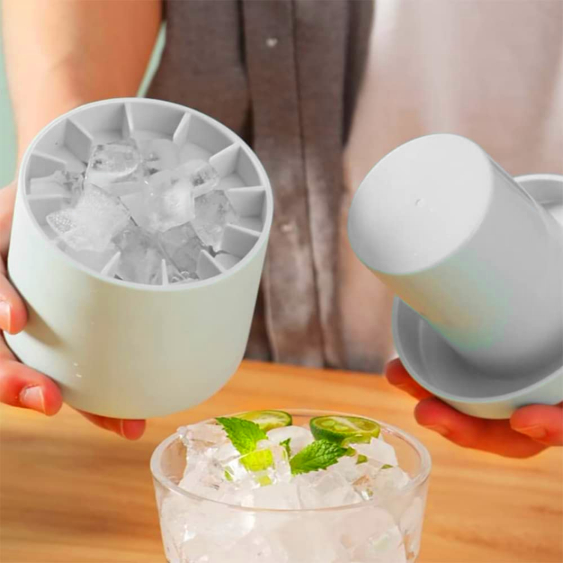 Forma Gheata Pentru Racirea Bauturilor, Neo™ Ice-Ice-Baby®, din Silicon Fara BPA, cu Capac, Alb-Galben