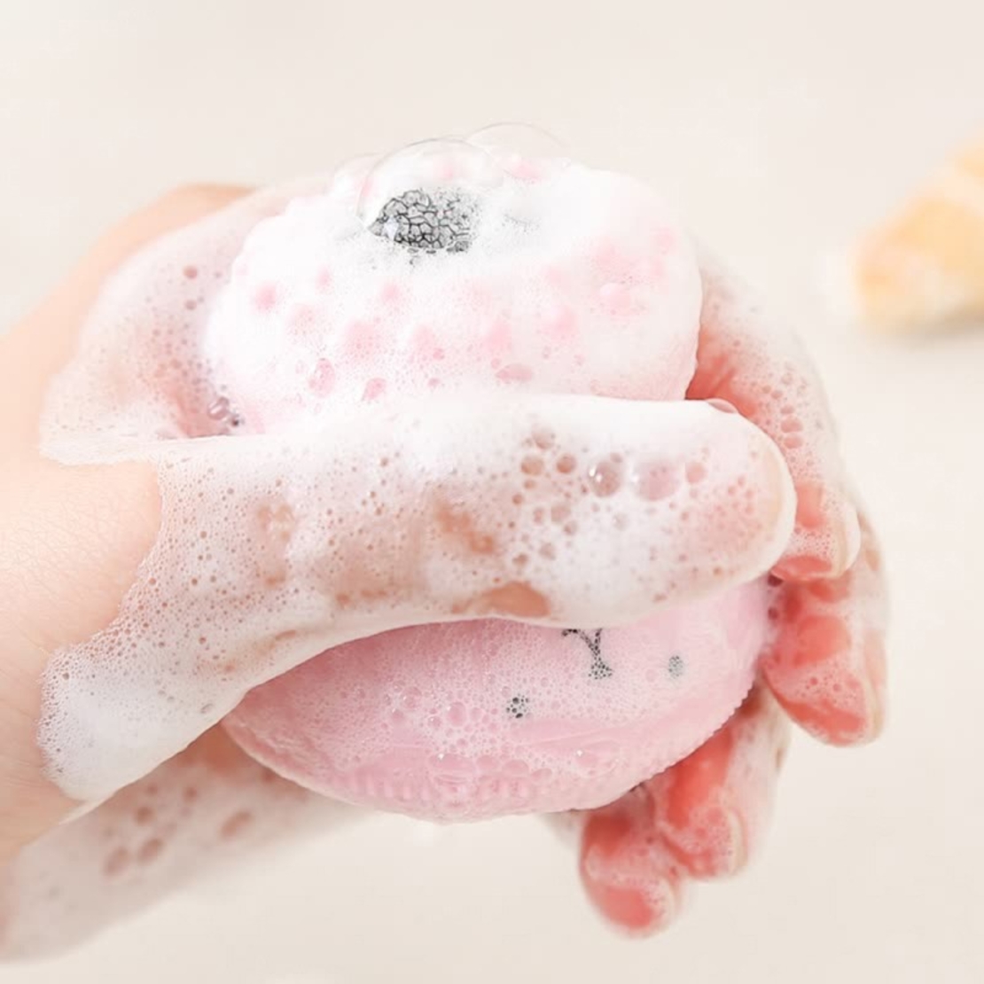 Dispozitiv curatare faciala si exfoliere din silicon, cu burete absorbant, deschide porii si inlatura delicat impuritatile, Neo™ Octopus, Roz
