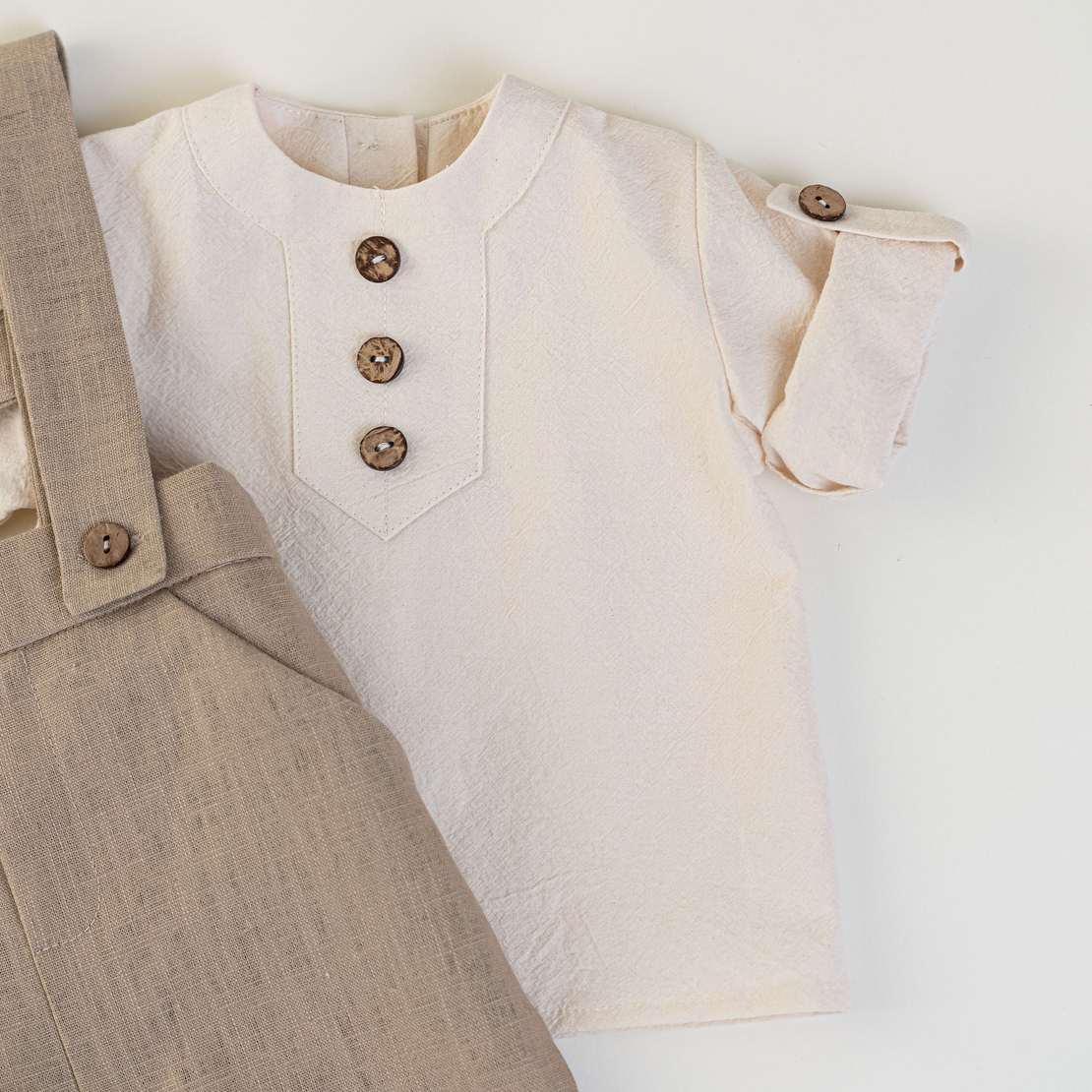 Linen and Cotton Outfit – TIMOTEI Model