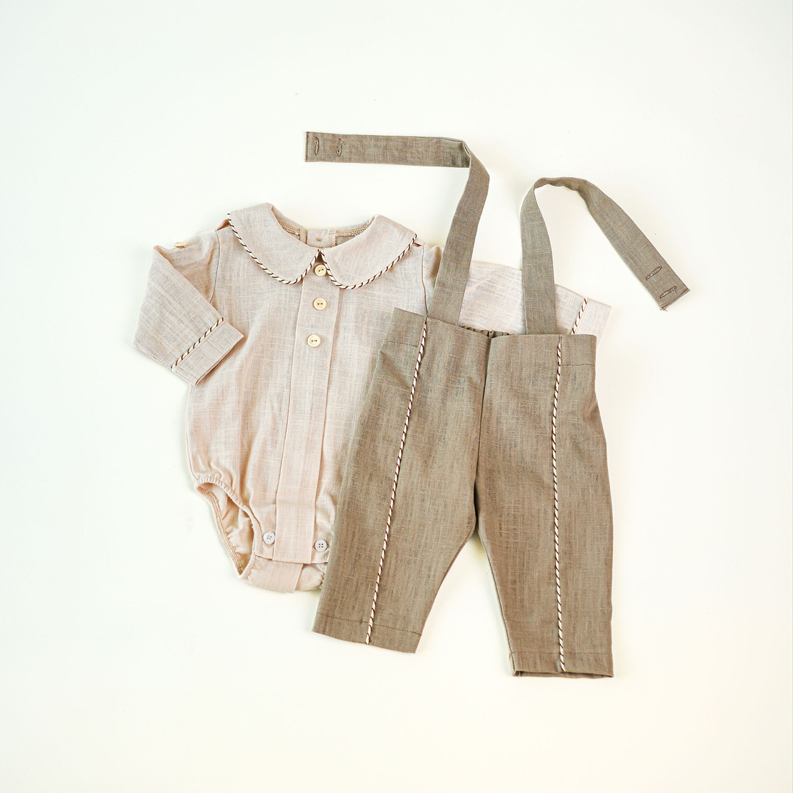 Compleu băiețel din in prespălat maro cu vesta, 0-1 ani, model TEODOR