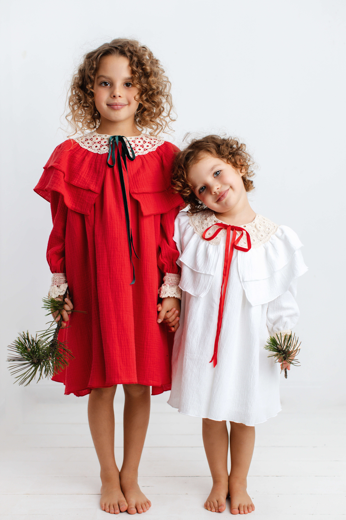 Red long sleeved muslin dress for little girls, model TAISIA