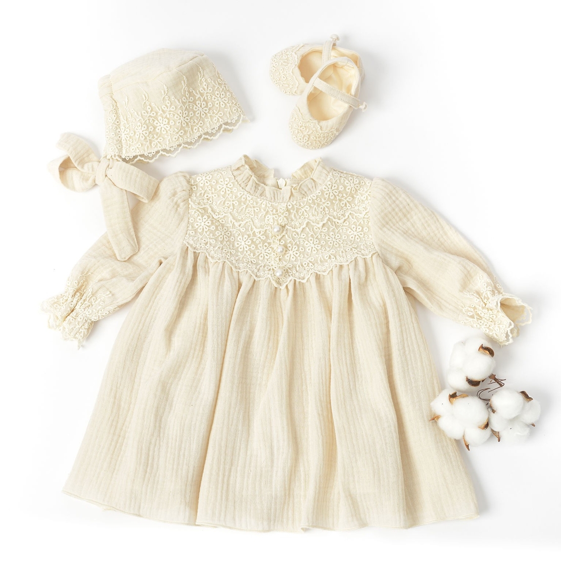 Boneta botez fetite, muselina crem, model NICOLE