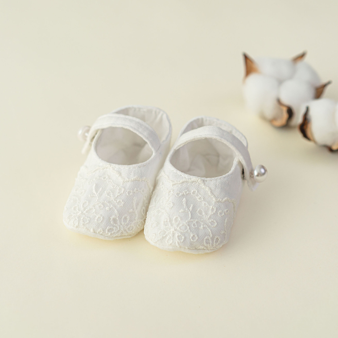 Botosei fetite, muselina alba, model NICOLE