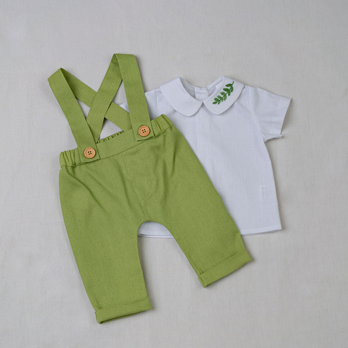 Compleu baieti din in, model FRUNZULITA