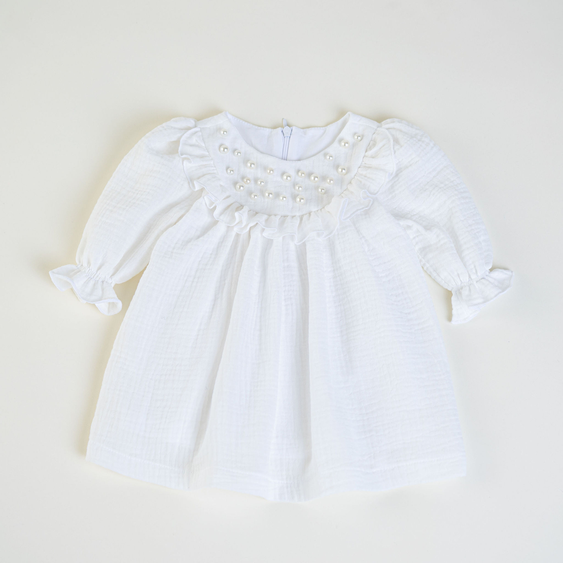 Rochiță de botez alba din muselină cu perle - model IVORY PEARLS