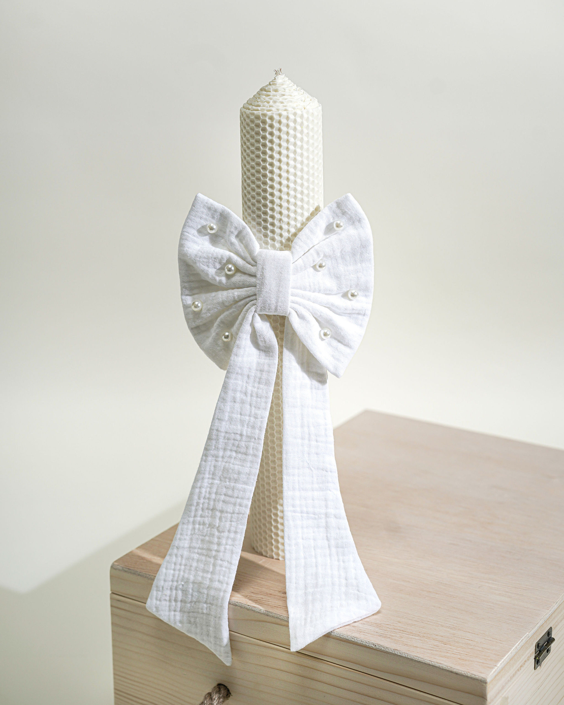 Lumânare de botez „White of Pearls” din ceară naturală