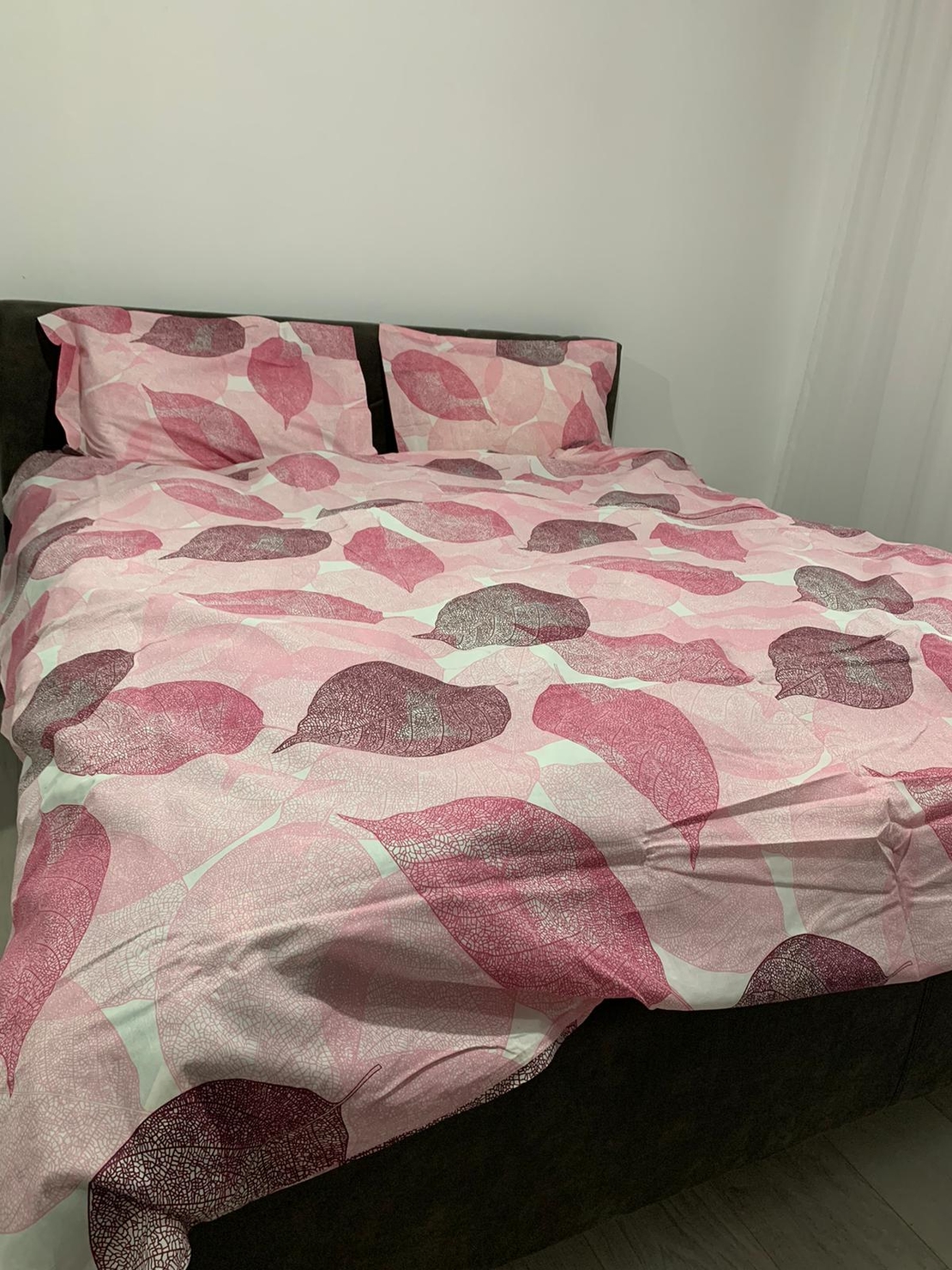 Lenjerie pat, Milano Collection, 4 piese, Model floral roz