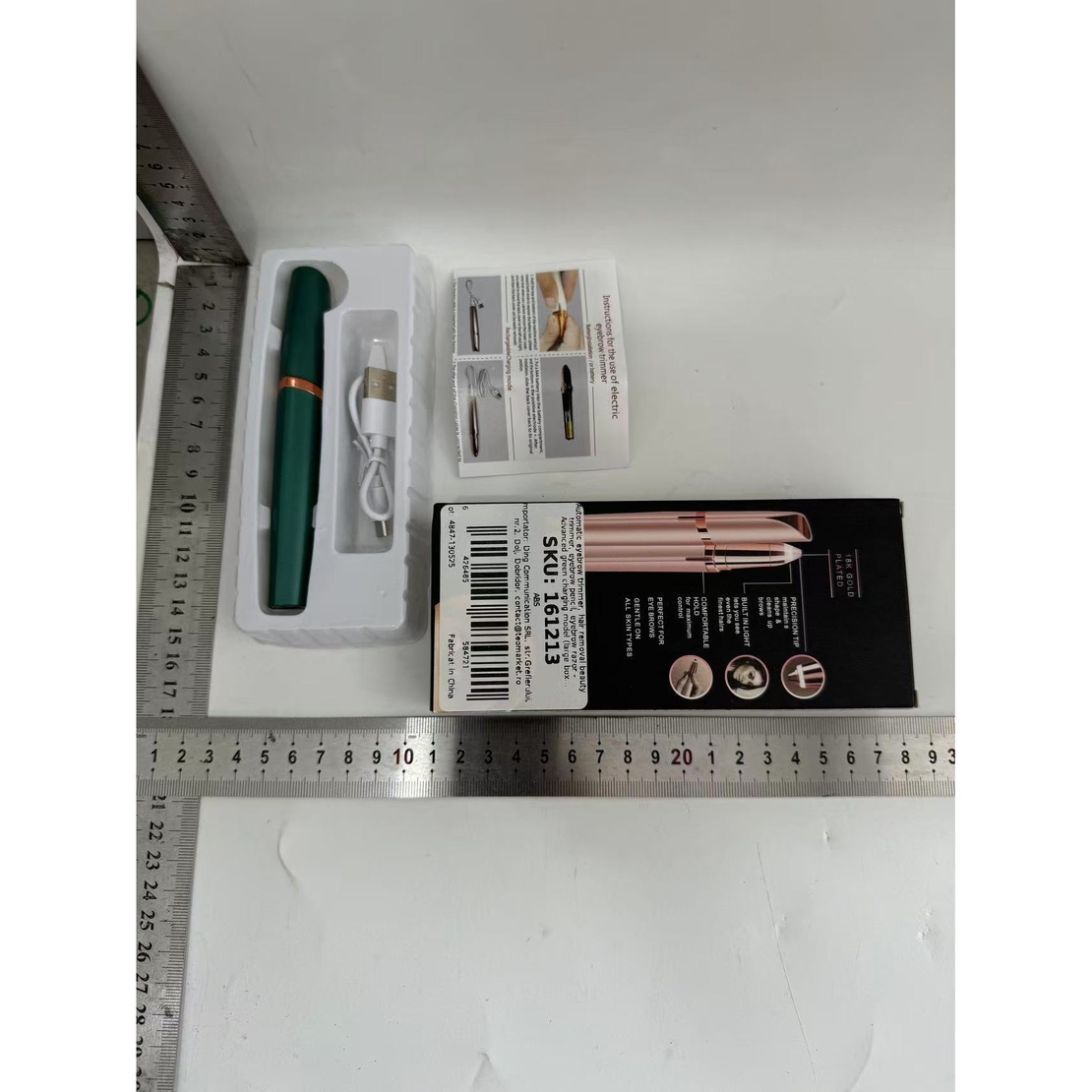 Trimmer Facial, Flippy, pentru Sprancene, Incarcare USB, 1.5 x 13 cm, din ABS, Verde