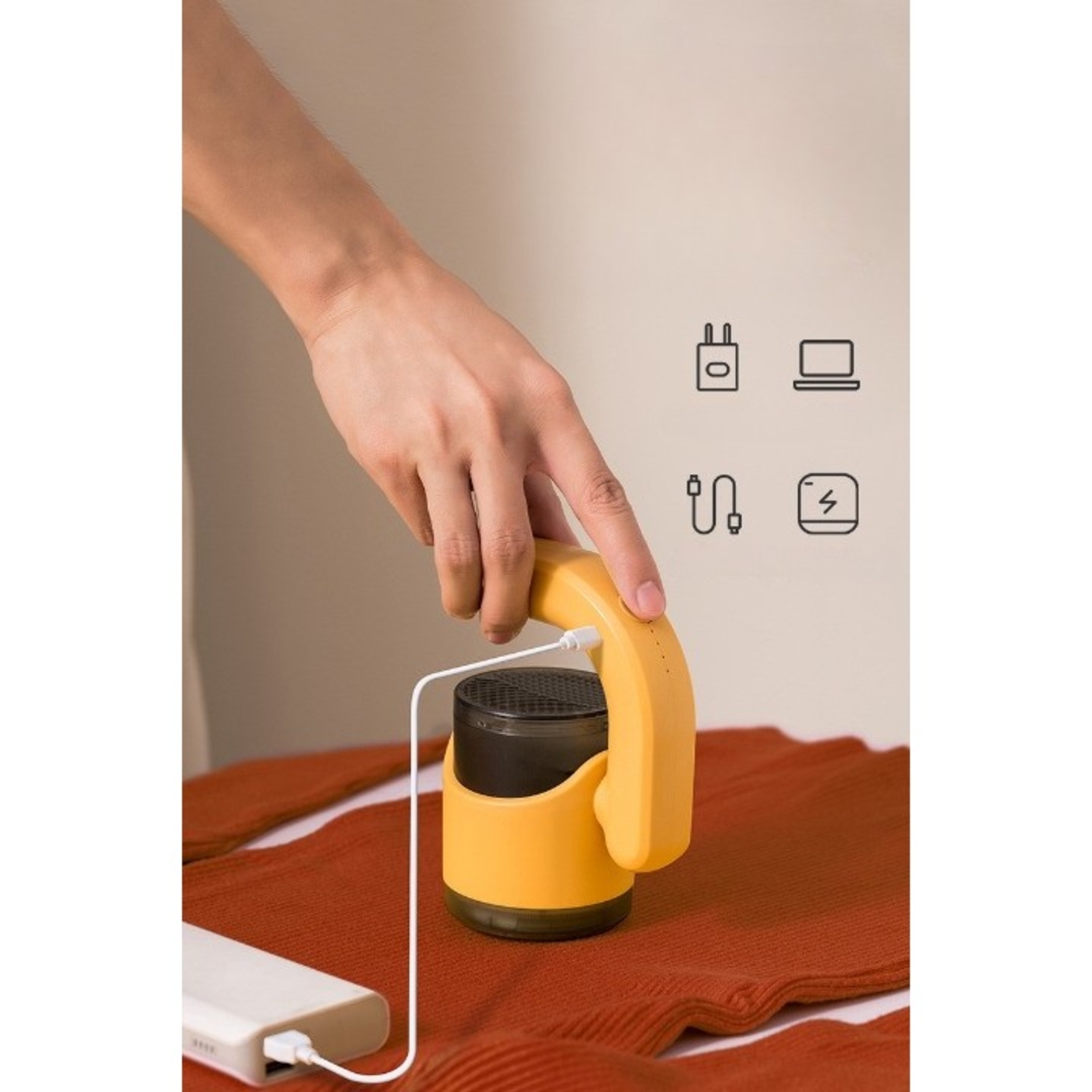 Aparat Pentru Curatat Scame, Par Si Praf, Flippy, cu LED, Pentru Diferite Tipuri De Material, Cu Lame Din Otel Inoxidabil, Compartiment de Depozitare, Maner Reglabil, 11x10.5x8.7 cm, Galben