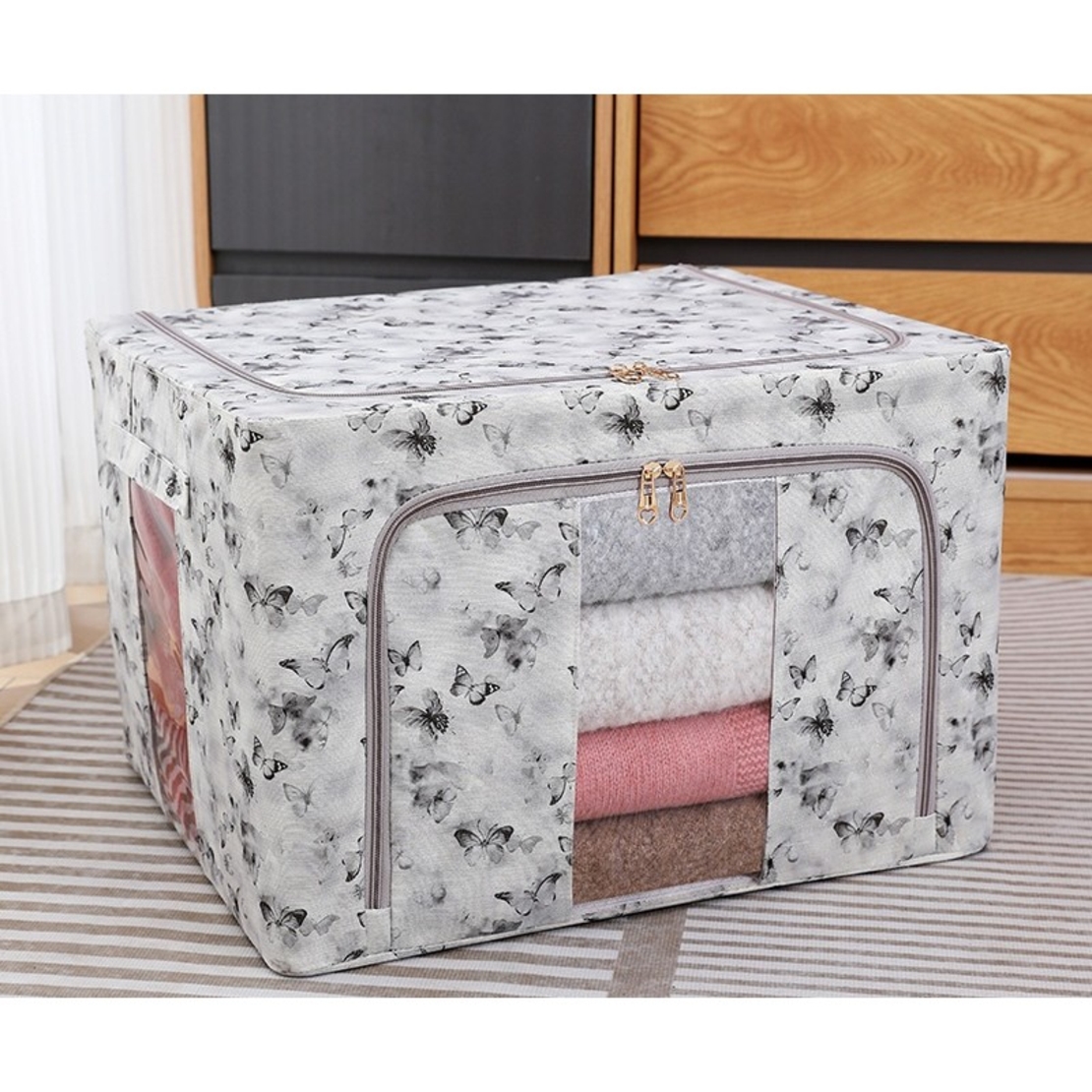 Cutie Depozitare, Flippy, 66L, din Material Textil, 50 x 40 x 33 cm, pentru Haine si Lenjerii, Model Fluturasi, Gri/Auriu