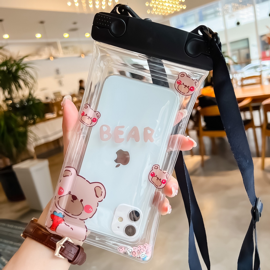 Husa subacvatica Fruity Waterproof Flippy, Snowproof, Universala, Impermeabila, cu Snur, pentru telefon sau documente, Berry Bear, Negru