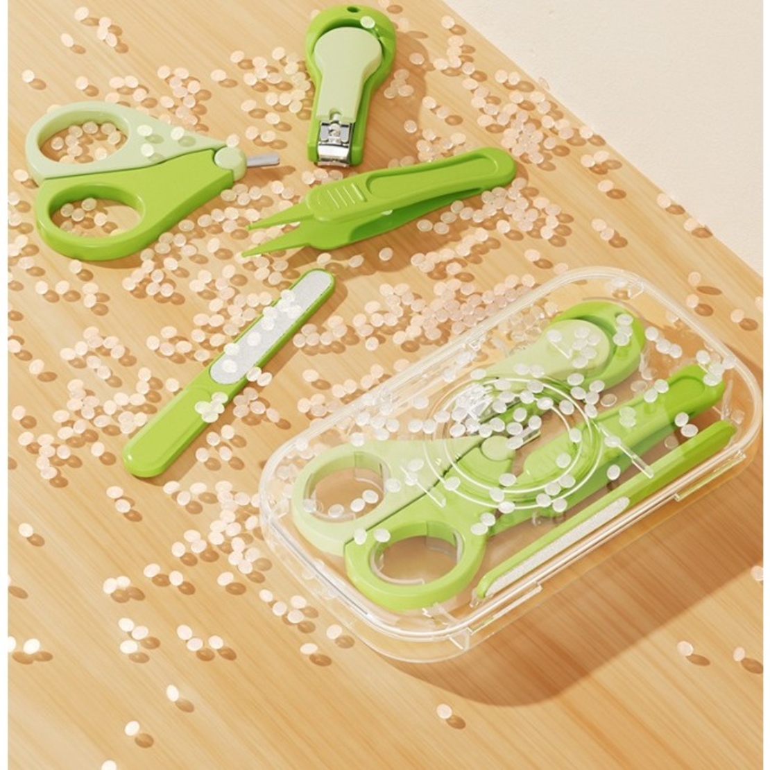 Set 4in1 de Ingrijire Unghii pentru Bebelusi, Flippy, Cutie de Depozitare Texturata, 0-6 Ani, 13.6x8x2 cm, Verde