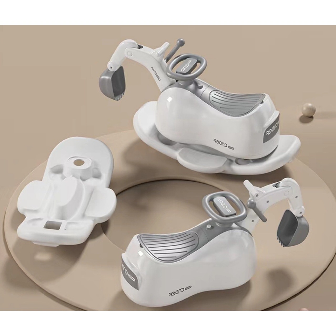 Masina 3 in 1, Flippy, 1-3 Ani, Tip Excavator/Balansoar/Masina Yo Yo, din Plastic, 4 Roti Silentioase, 71.5 x 34 x 39 cm, Alb