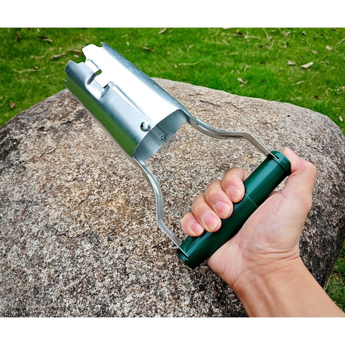 Transplantator Agricol Cilindric, Flippy, din Otel si Plastic, 6 cm Diametru, cu Maner Flexibil, 23 x 6 x 13 cm, Verde