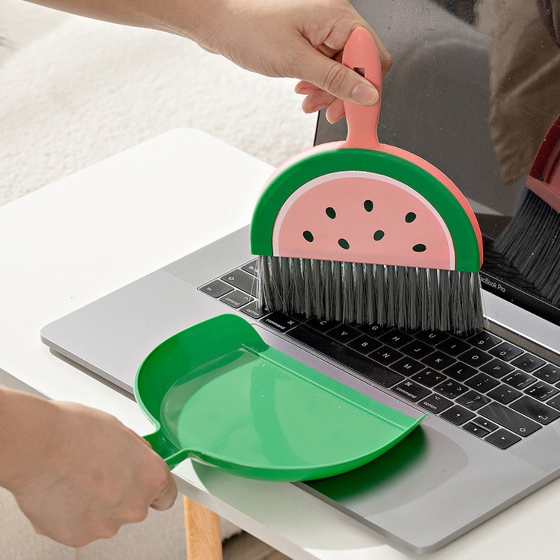 Set Mini Matura si Faras, Flippy, LITTLE CLEANER, Uz Casnic, pentru Birou, Bucatarie, Casa, Model Pepene Verde, 23 x 18 cm Roz-Verde