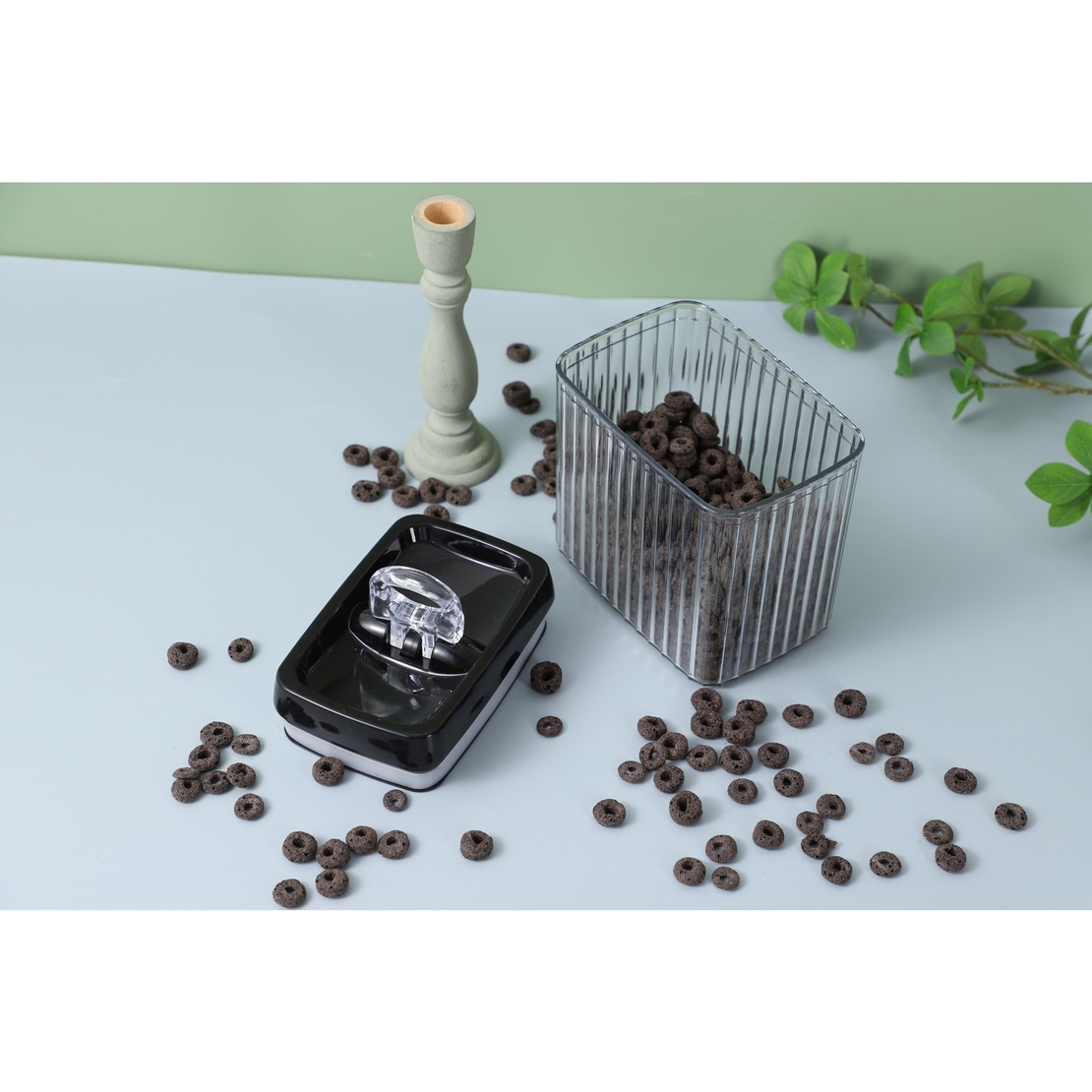 Set 3 Recipiente din Plastic, Flippy, pentru Alimente/Obiecte, Inchidere Ermetica, Textura Ondulata, 2 x 1.5l, 1 x 3.3 l, Transparent