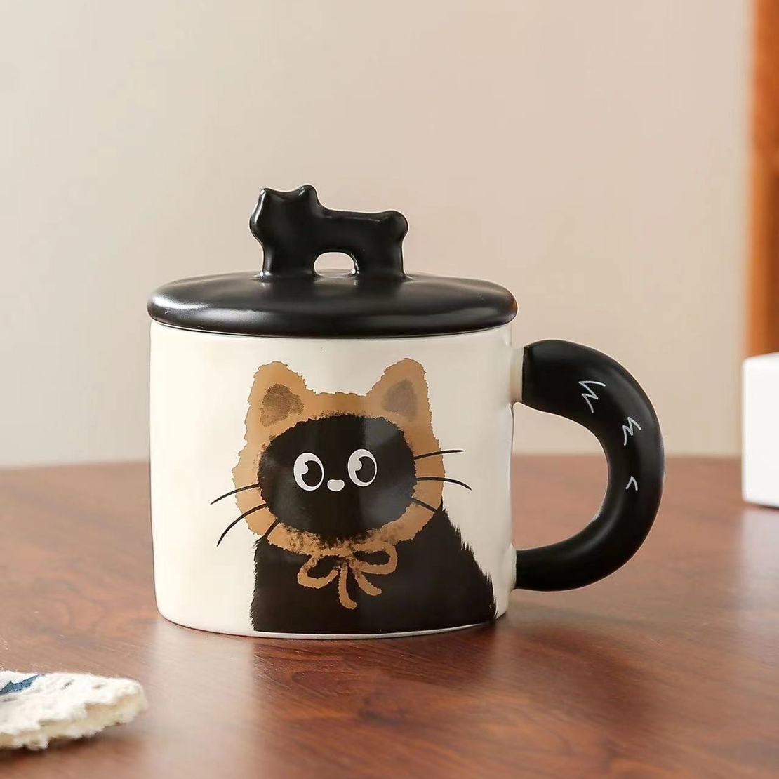 Cana din Ceramica, Flippy, Model in Cutie pentru Cadou, Cana pentru Ceai, Cafea, Cana Retro Design Capac cu Figurina 3D, 9.5 x 8 x 8 cm, 360 ml, Bej, Print Pisica Maro Negru