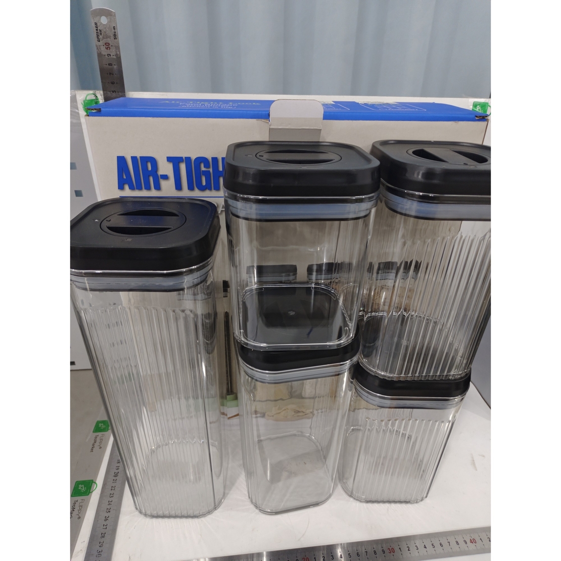 Cutii de Depozitare Alimente, Flippy, Set din 5 Cutii de tip Container, Recipiente pentru Cereale in Bucatarie,  Transparente cu Capac Negru