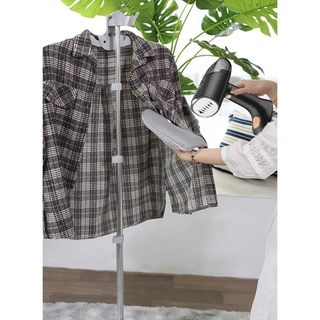 Aparat de Calcat Vertical Portabil cu Abur, Flippy, Putere 1500W, Rezervor Detasabil de 138ml, Priza, Functie Anti Calcar si Auto Curatare, Pliabil, cu Perie, 20x10.5x8 cm, Negru