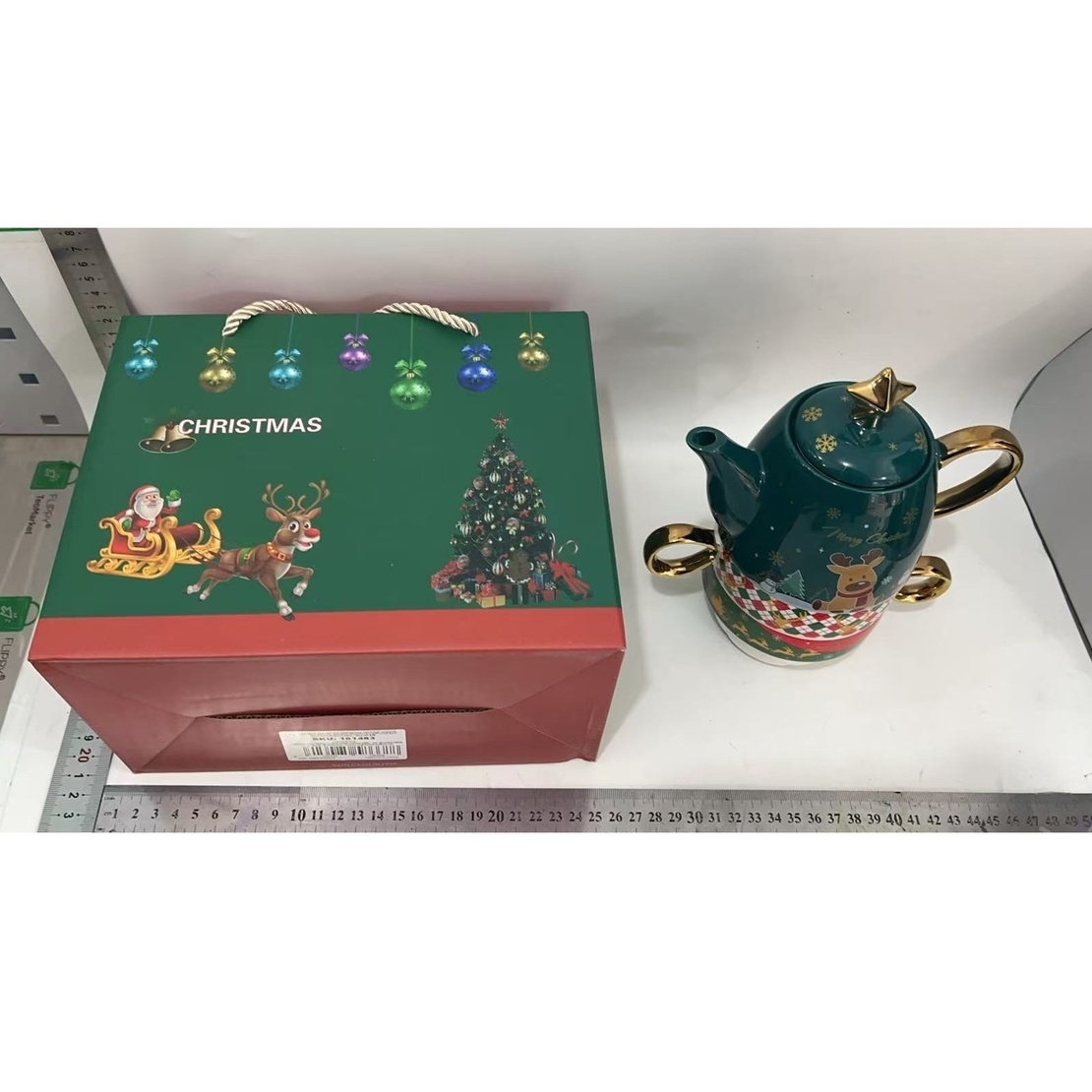 Set de Ceai, Flippy, Tema Craciun, Ceainic 450 ml, 2 x Cani 250 ml, din Ceramica, Model Ren, Verde/Turcoaz