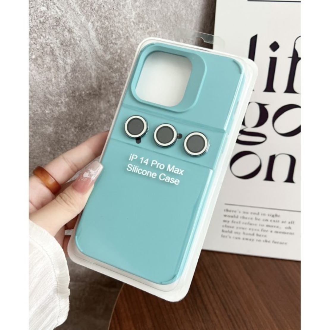 Husa Apple iPhone 14 Pro Max, Flippy, din Silicon Lichid, Interior din Microfibra, Lentile Fosforescente de Protectie Camera, Anti Amprenta, Rezistenta la Socuri, Bleu