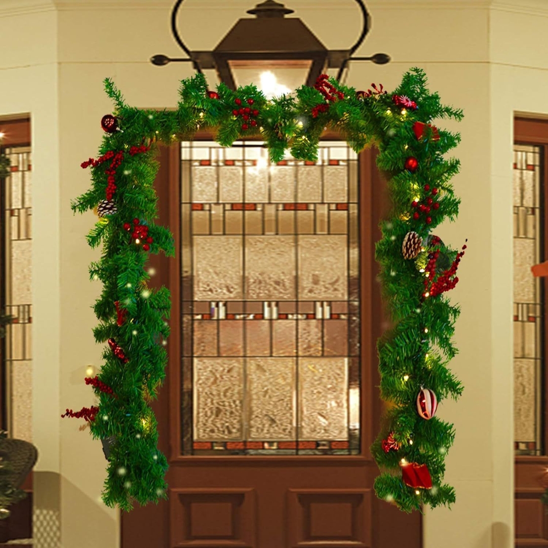 Ghirlanda de Craciun, Flippy, din Brad Artificial cu Decoratiuni, cu Baterii, 50 LED-uri, 270 cm, Verde