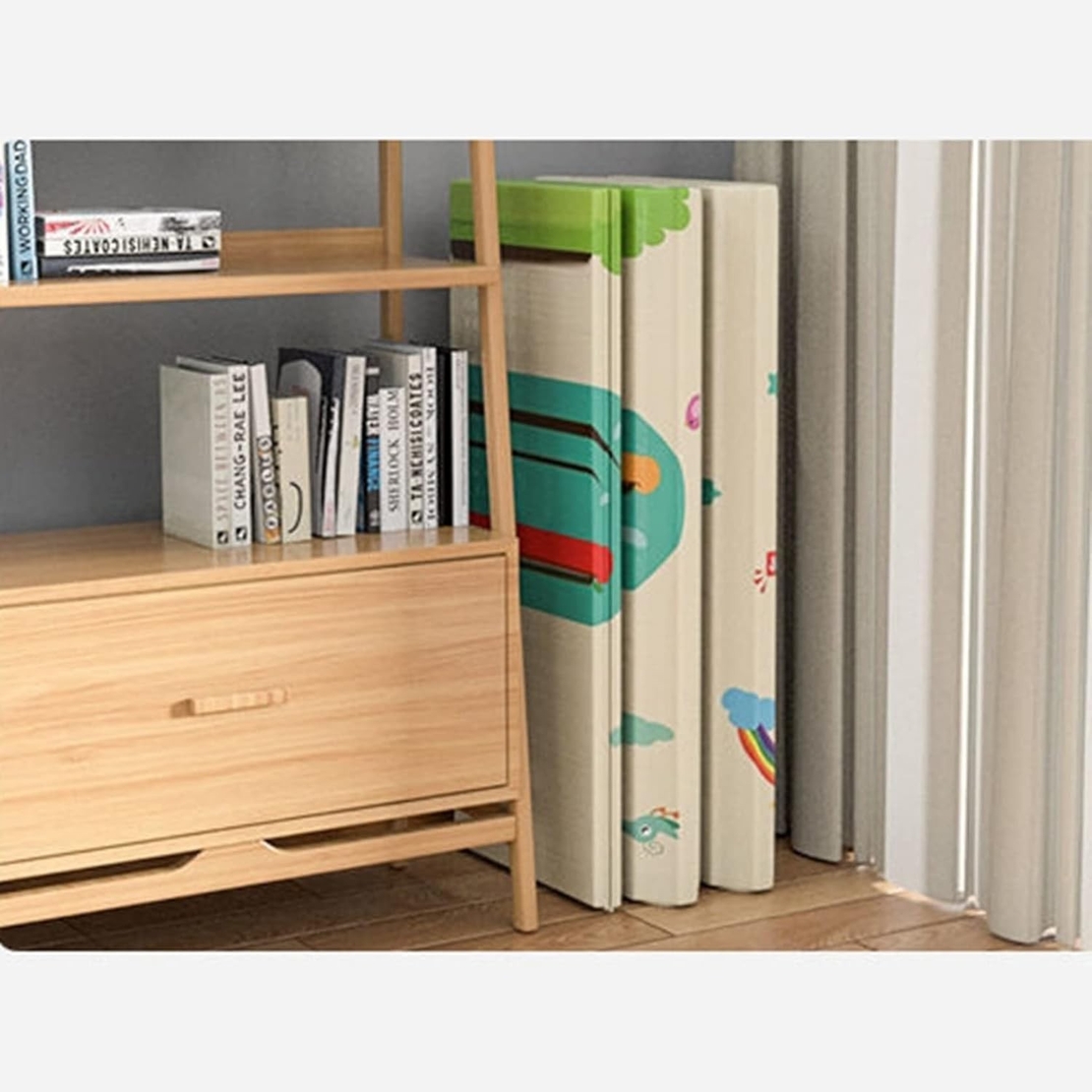 Covoras pentru Copii, Flippy, cu 2 Fete, Model Casute in Copaci/Iepurasi, din XPE+PE, Impermeabil, Antiderapant, Protectie Termica, +3 Luni, Pliabil, 150 x 200 x 1.5 cm, Multicolor