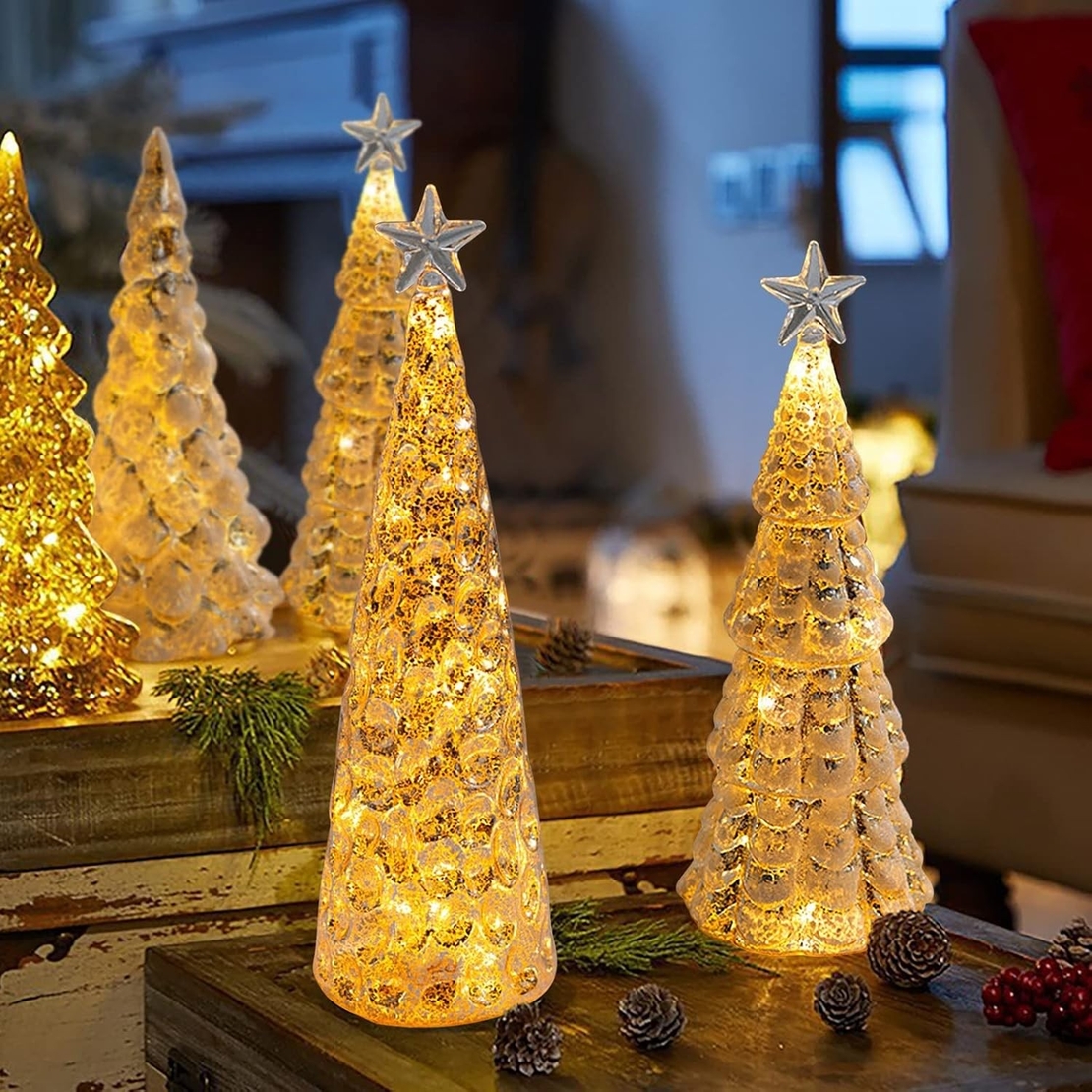 Decoratiune de Craciun, Flippy, Model Brad cu Stea, din Sticla, Lumini, Baterii 3 AA, 24 x 8 cm, Auriu