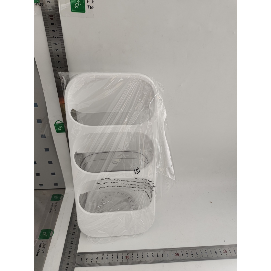 Suport - Organizator pentru Tacamuri, Flippy, 3 Compartimente, Suport pentru Cosmetica, Ustensile, Material PP Durabil, 33 x 16 x 15 cm Alb