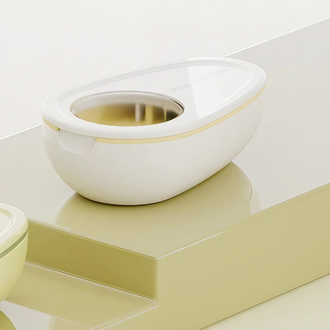 Cutie Taiat Pastile si Depozitare Medicamente, Flippy, Alba, 8x5x2.65 cm, Compacta si Portabila, Ideala Pentru Calatorii