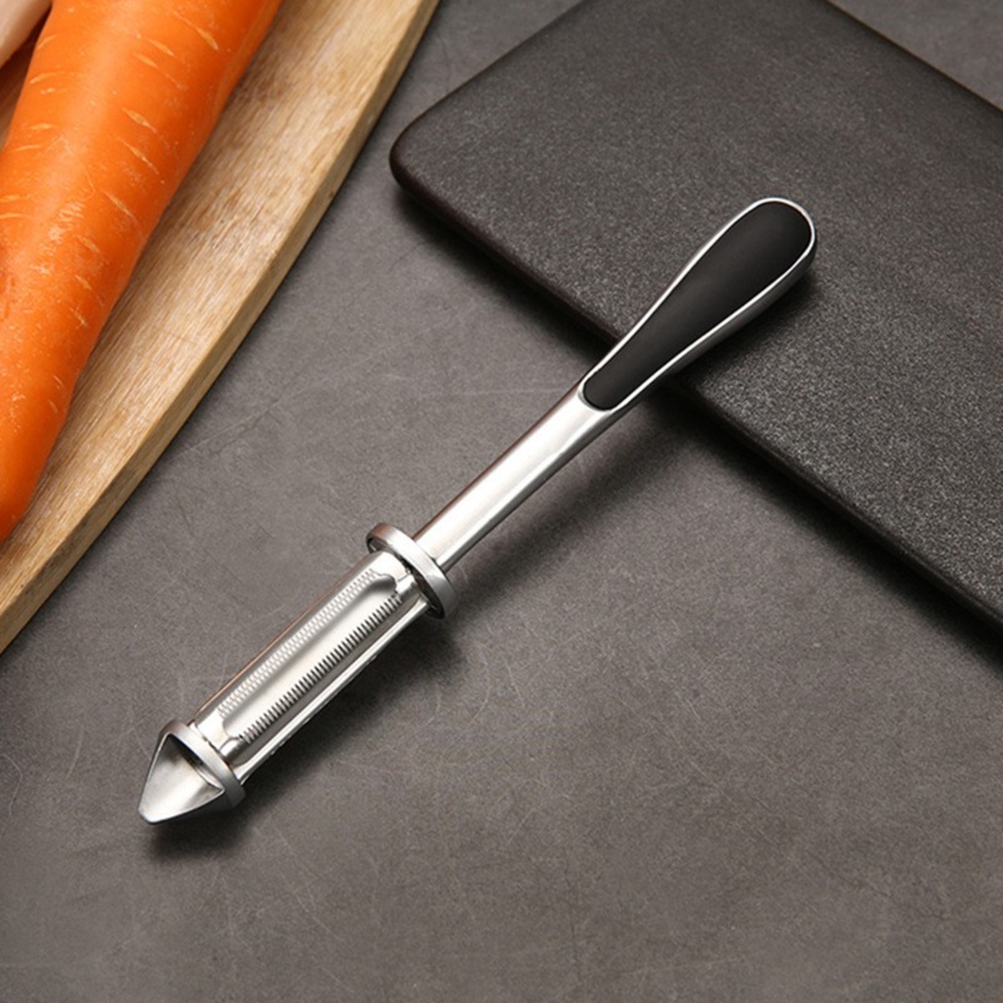 Peeler 2in1 pentru Legume si Fructe, Flippy, Multifunctional, cu 2 Lame de Curatati si Feliat, Varf Ascutit pentru Gaurit, 18 cm, din Otel Inoxidabil, Argintiu/Negru