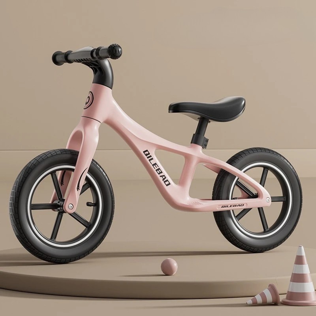 Bicicleta pentru Copii, Flippy, Fara Pedale, Pentru 2-6 Ani, 2 Roti Silentioase, Sa Reglabila 43 - 58 cm, din Plastic si Fibra de Sticla, 88 x 56 x 43 cm, Roz