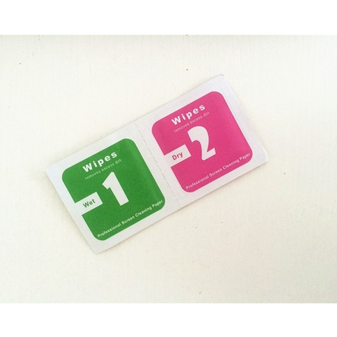 Set curatare telefon servetel umed cu alcool si servetel uscat, 300 buc