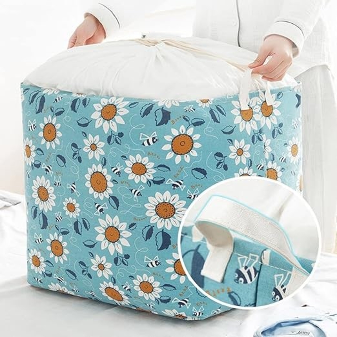 Cos depozitare, Flippy, Capac cu Snur, 175 L, Confectionat din Bumbac si un Strat Impermeabil, 50 x 50 x 70 cm, Albastru Deschis, Imprimeu Flori