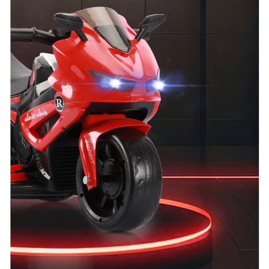 Motocicletă Electrică cu 3 Roti, Flippy, Acumulator Încarcare, Anti-Rasturnare, Lumini, Sunete, Off-Road, Baterie 6V 4.5Ah, 66x34x43cm, Rosu