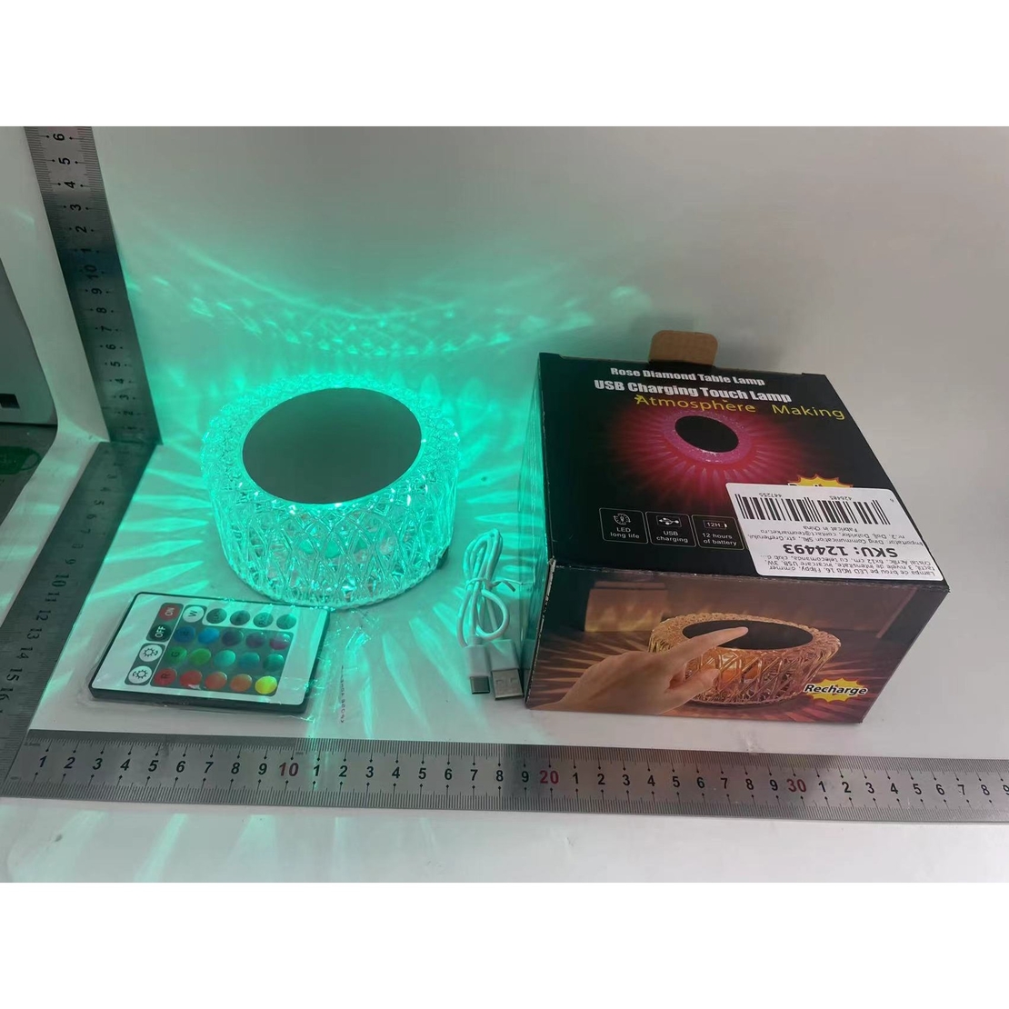 Lampa LED RGB 16, Flippy, 3 Nivele de Intensitate, Incarcare USB, 3W, Cristal Acrilic, 6x12 cm, Telecomanda, Transparent
