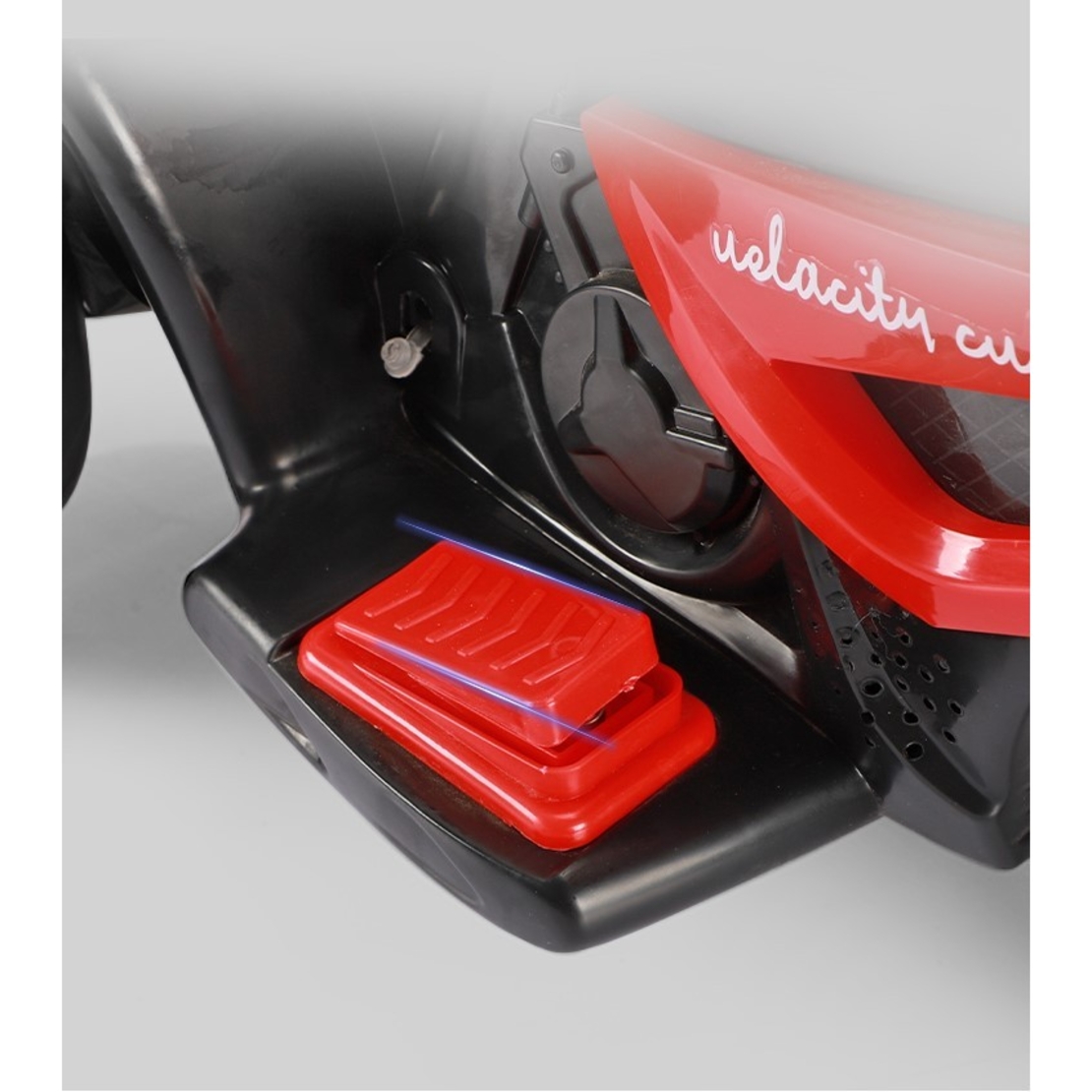Motocicletă Electrică cu 3 Roti, Flippy, Acumulator Încarcare, Anti-Rasturnare, Lumini, Sunete, Off-Road, Baterie 6V 4.5Ah, 66x34x43cm, Rosu
