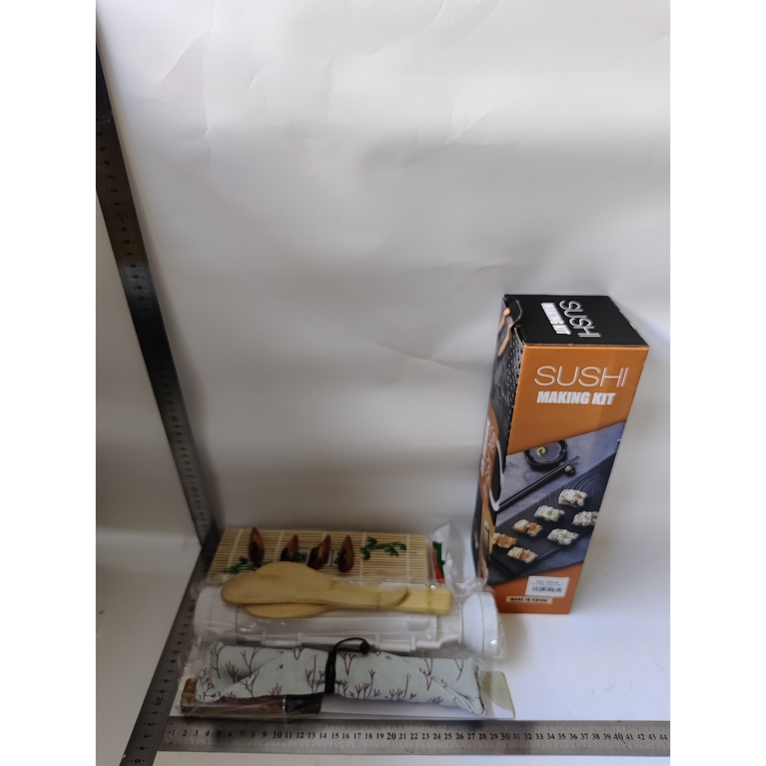 Set Ustensile pentru Sushi, Flippy, Set din 15 Accesorii pentru Sushi, Set pentru Sushi HOME MADE, Cutit Inclus, Forme, Betisoare, Multicolor