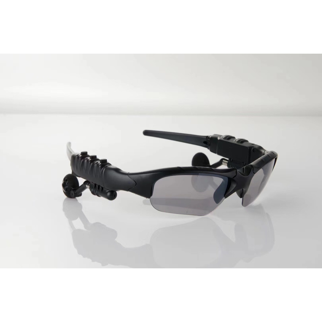 Ochelari de Soare Inteligenti, Flippy, Lentile Polarizate, Conexiune Bluetooth 5.0, Functie Apelare, Redare Muzicala, Impermeabili IPX3, 12.5 x 17 x 4 cm, Negru