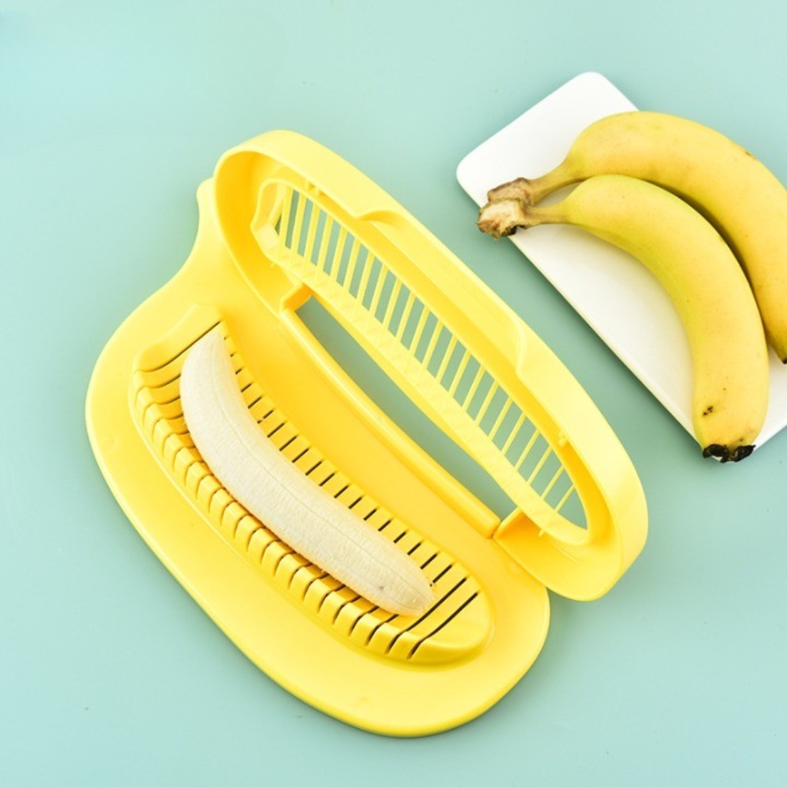 Feliator Multifunctional pentru Alimente, Flippy, Model Banana, pentru Legume si Fructe, Accesoriu pentru Bucatarie, 28.8x18.3 cm, Galben