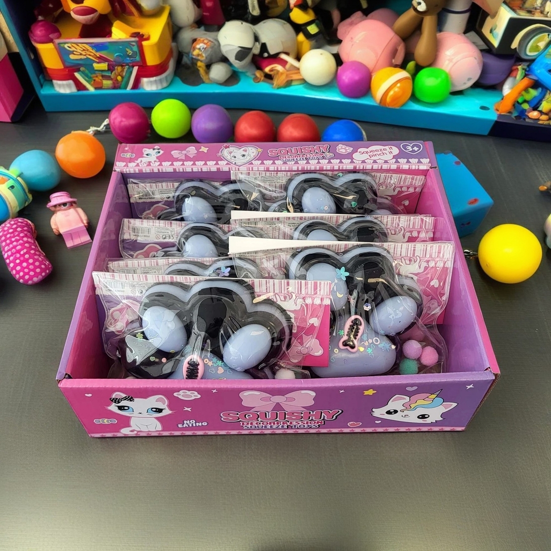 Ambalaj pentru Jucarii Antistres Squishy, Flippy, cu Revenire Lenta, Pinch Family, Multicolor